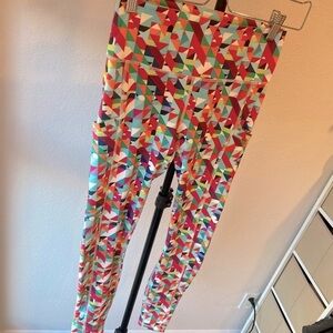 Colorful leggings. With side pockets